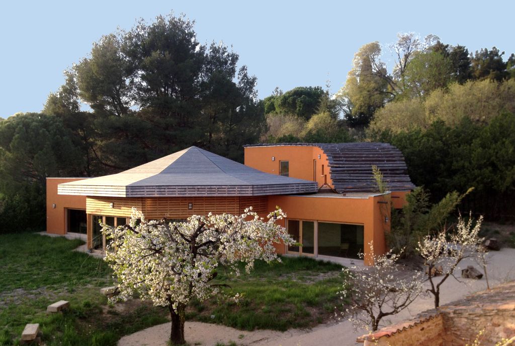 Fontaine de l'Aube, Cadenet